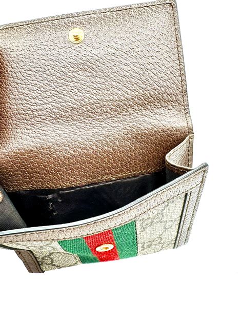 gucci cartera de piel.